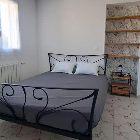 De Avec Vue Et Terrasse 公寓 *