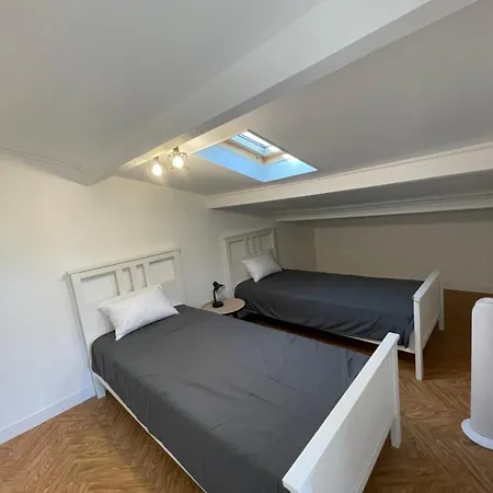 De Avec Vue Et Terrasse 公寓 *